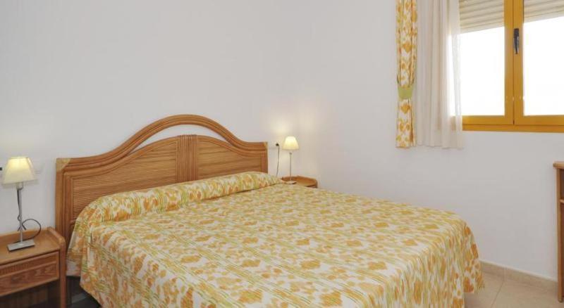 Apartamentos Ambar Beach Unitursa Calp Zimmer foto